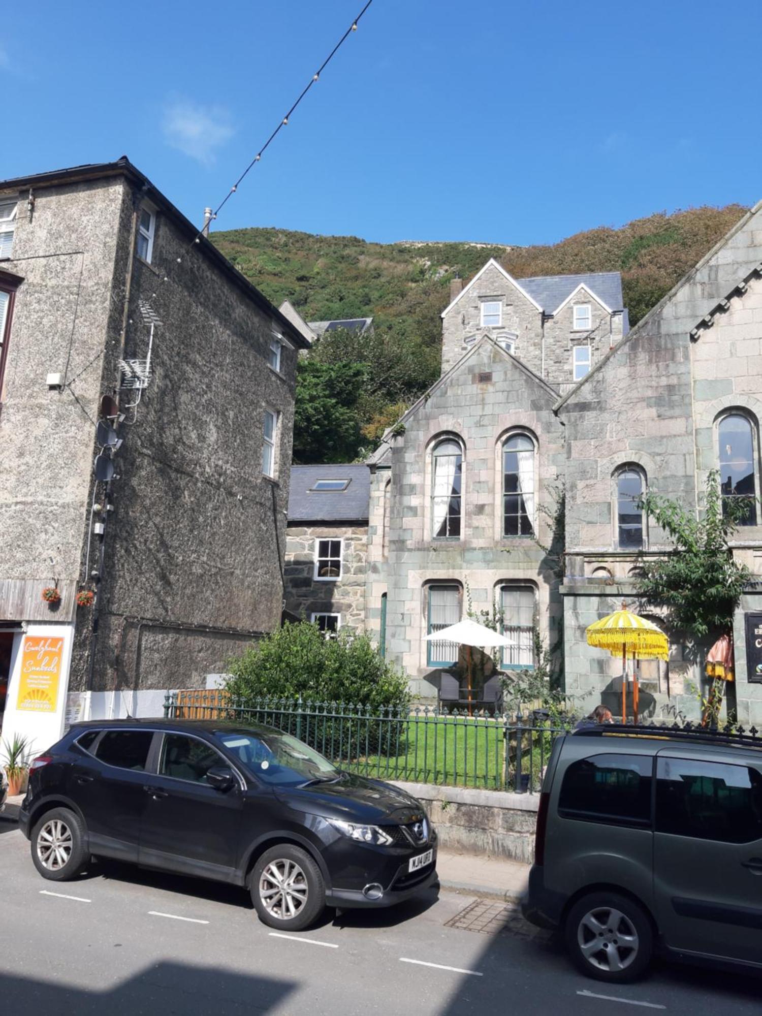Ground Floor Barmouth Centre Apartment With Garden Kültér fotó