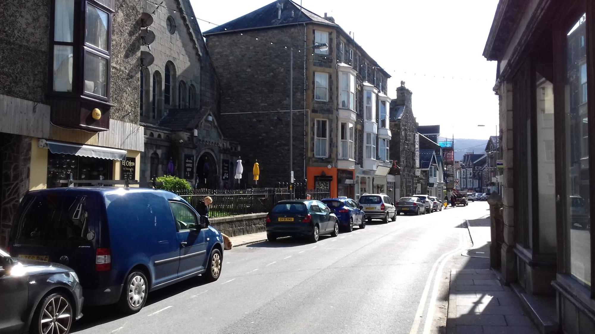Ground Floor Barmouth Centre Apartment With Garden Kültér fotó